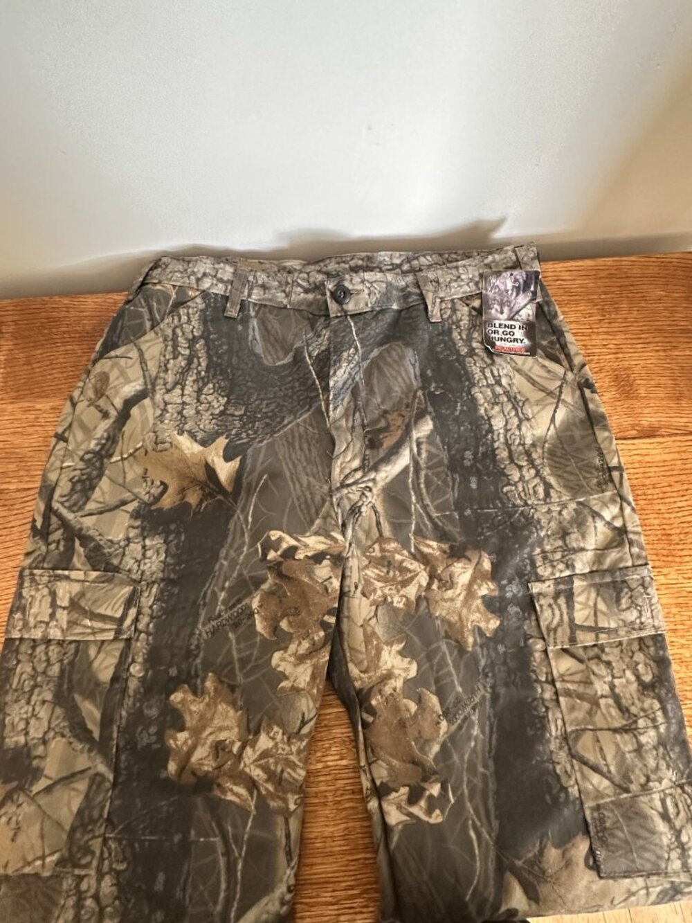 BRAND NEW OLD STOCK REALTREE PANTS SIZE 32-34